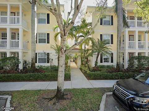Murcia Dr, Jupiter, FL 33458