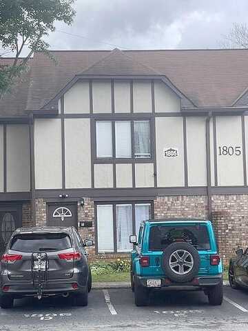 Ashborough Cir Se, Marietta, GA 30067