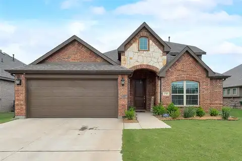 Lisa Maria, BURLESON, TX 76028