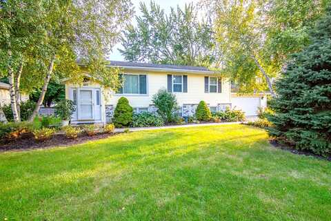 Louisa, WATERTOWN, WI 53098