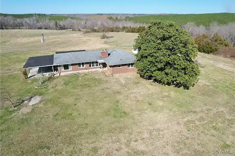Barnes Lane, Blackstone, VA 23824