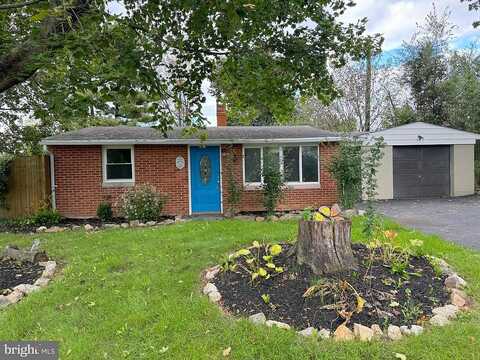 Forrest, FAYETTEVILLE, PA 17222