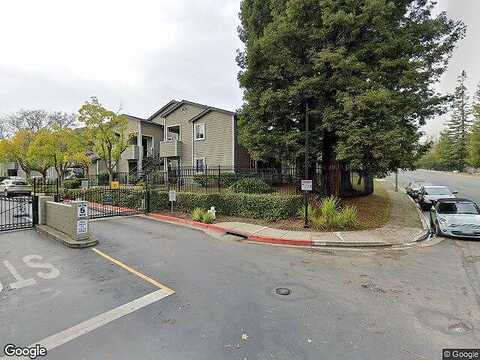 Canyon Oaks Dr, Oakland, CA 94605
