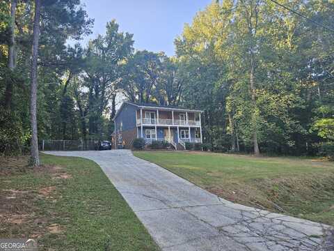 April, STOCKBRIDGE, GA 30281