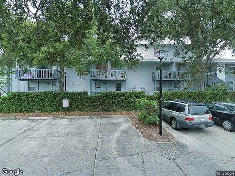 W Mcelroy Ave, Tampa, FL 33611