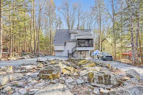 Oak Circle, Lake Ariel, PA 18436