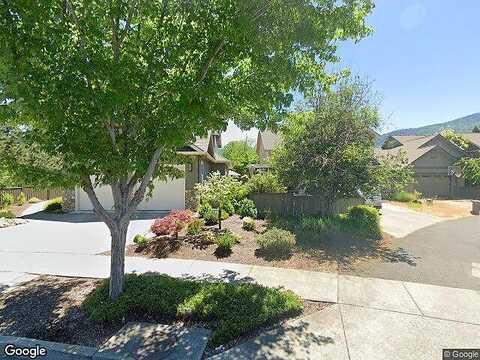 Briscoe Pl, Ashland, OR 97520