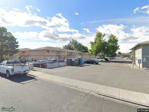 W Hood Ave # I-202, Kennewick, WA 99336