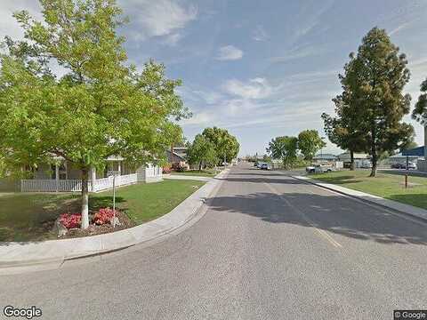 Windsor St, Exeter, CA 93221