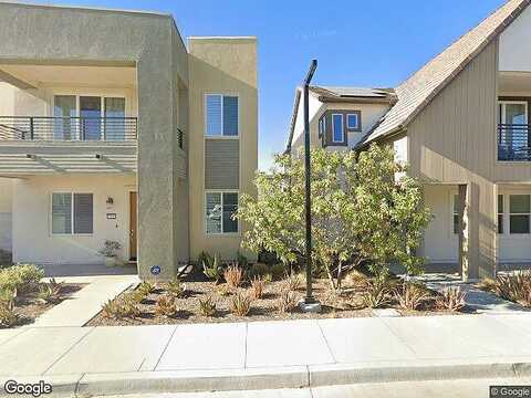 1/2 Declaration Rd, Valencia, CA 91381