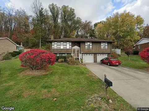 Melrose Dr, New Stanton, PA 15672