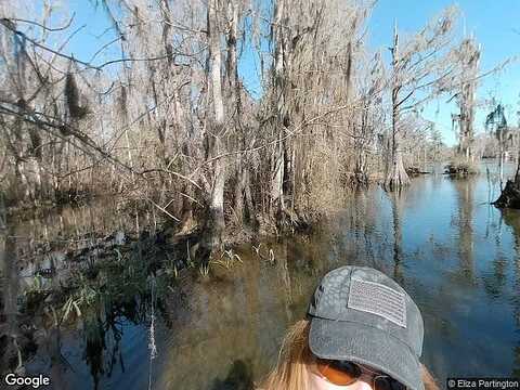 Dr Martin Luther King Jr Mem Rd, Crawfordville, FL 32327