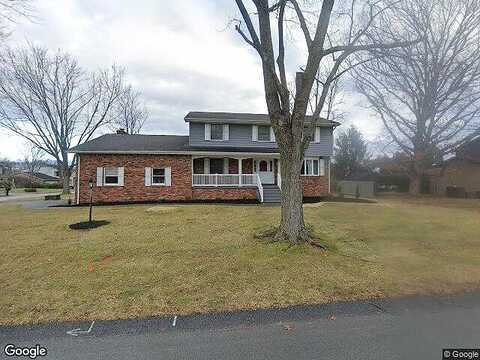 Dellview Dr, Greensburg, PA 15601