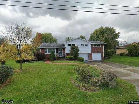 Wyndfield Dr, Mount Pleasant, PA 15666