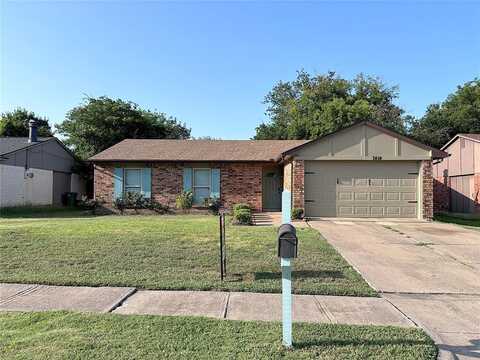 N Sandhurst Lane N, North Richland Hills, TX 76182