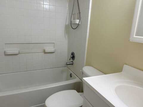 Crescent Circle, Lake Park, FL 33403