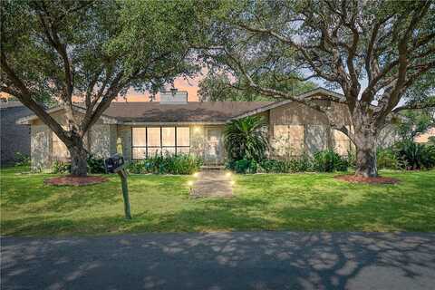 Oak Avenue, Bishop, TX 78343