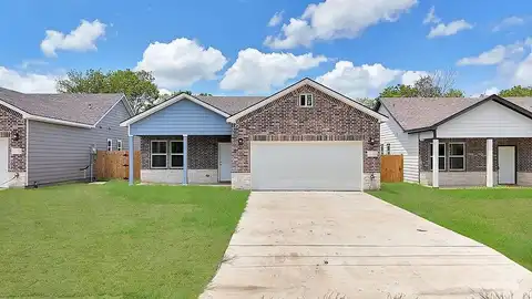 E 10Th Avenue, Corsicana, TX 75110
