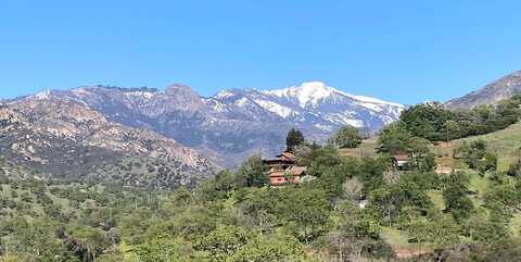 Dinely, THREE RIVERS, CA 93271