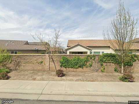 W Van Gogh, Hanford, CA 93230