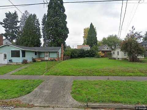 N Humboldt St, Portland, OR 97217