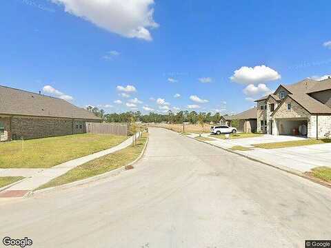 Maple Oak Dr, Houston, TX 77066