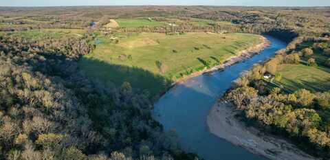03 County Road 319, Tecumseh, MO 65760