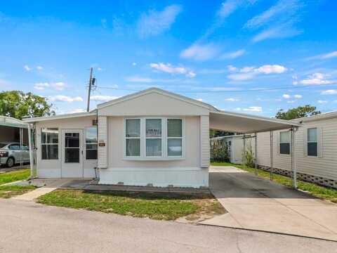 6201 Pleasant Street, Zephyrhills, FL 33542