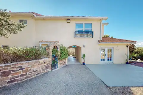 Paseo Del Pinon, SANTA FE, NM 87508