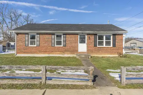 Broadway, HARRODSBURG, KY 40330