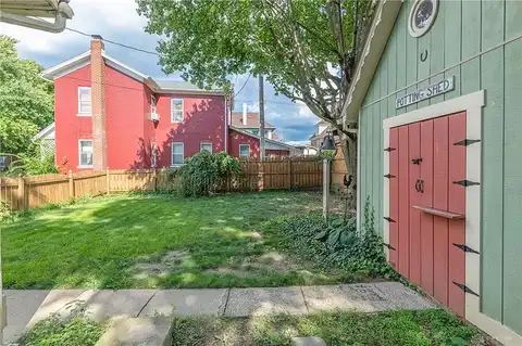 E Maple Ave, Miamisburg, OH 45342