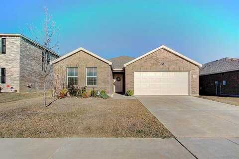 Christopher Creek, LITTLE ELM, TX 75068