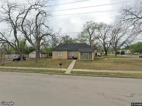 High, UVALDE, TX 78801