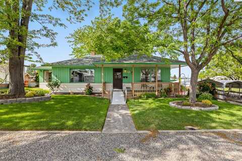 626 W Grand Ronde Avenue, Kennewick, WA 99336