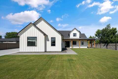 1120 Road 52, Pasco, WA 99301