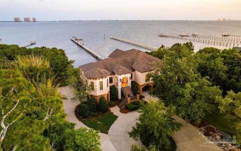 3063 Bay St, Gulf Breeze, FL 32563