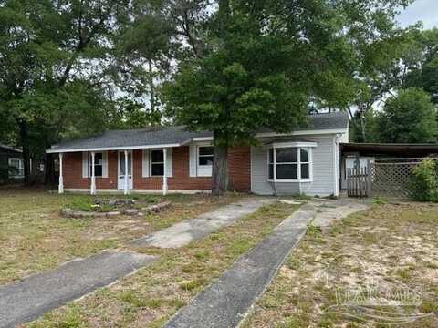 6426 Walnut St, Milton, FL 32570