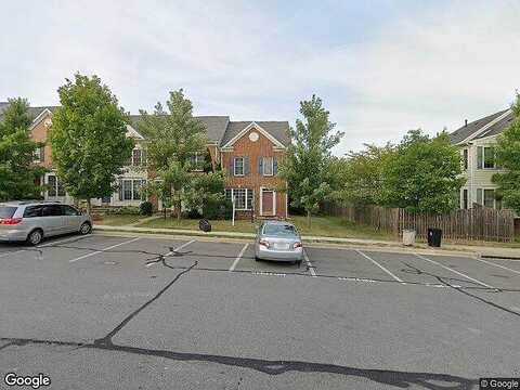 Sea Lawn, WOODBRIDGE, VA 22191