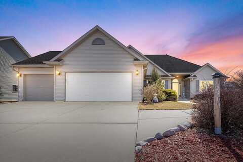Queensbury, STURTEVANT, WI 53177
