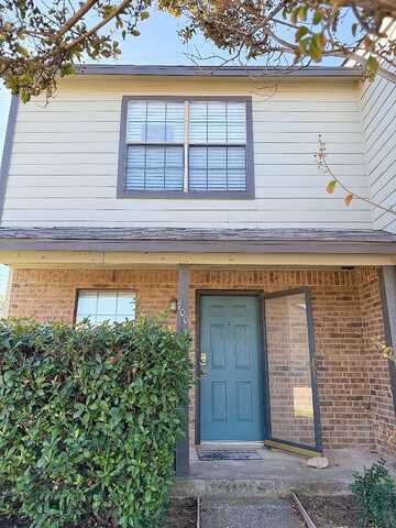 Collins, DENTON, TX 76201