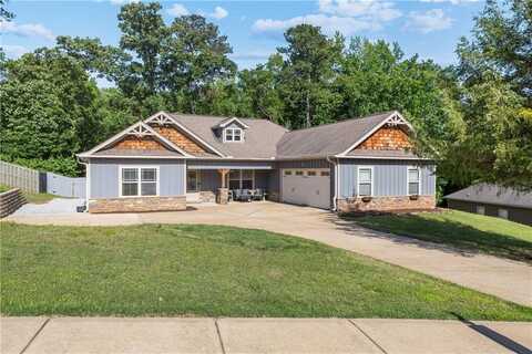 2107 Rockledge Circle, Opelika, AL 36801