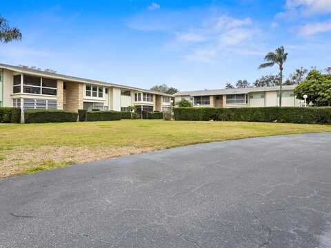 8303 BARDMOOR BOULEVARD, SEMINOLE, FL 33777