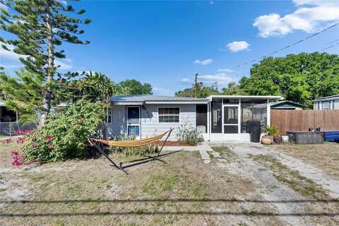 8805 COBB ROAD, RIVERVIEW, FL 33578
