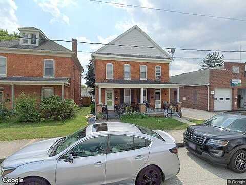 Mcallister, HANOVER, PA 17331