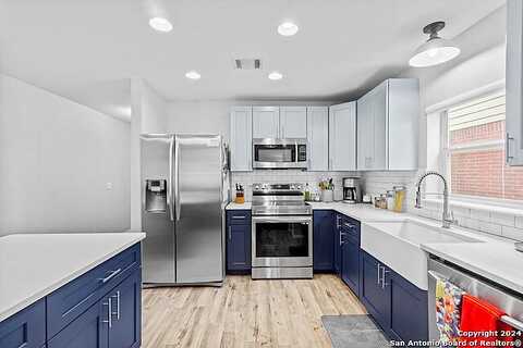 Blue Topaz, SAN ANTONIO, TX 78245