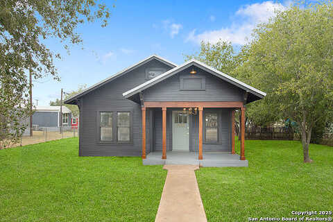 Simmons, JOURDANTON, TX 78026