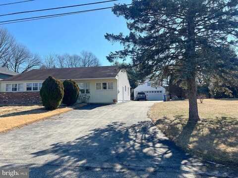 Locust, NEWTOWN SQUARE, PA 19073