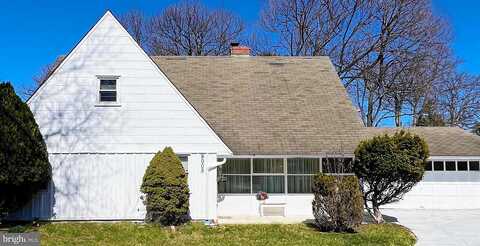 Douglas, GLENSIDE, PA 19038