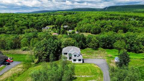 11 Whippoorwill Drive, Saylorsburg, PA 18353