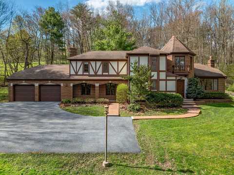 79 Country Club Road, Ashland, PA 17921